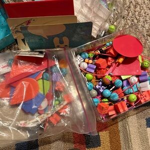 Ello opolis people places & things set